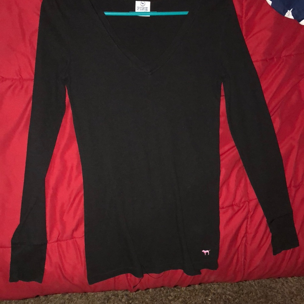 Pink black long sleeve V neck // M